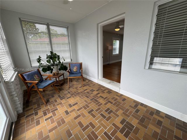 Home for rent at 51 Montilla Ave - photo 7525480