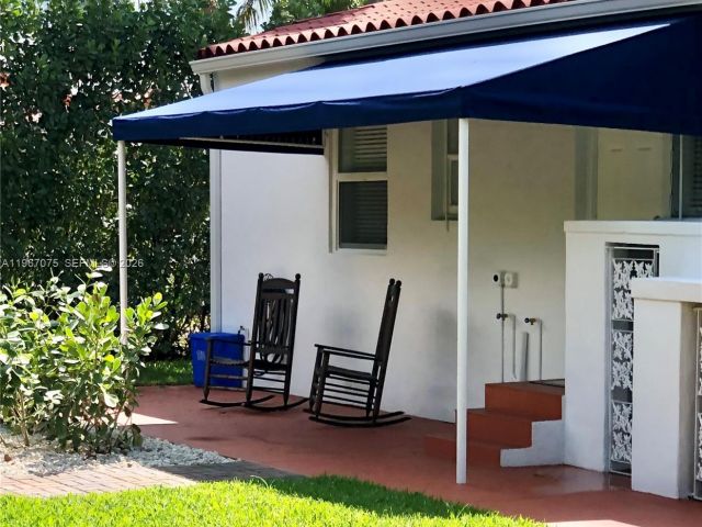 Home for rent at 51 Montilla Ave - photo 7525483