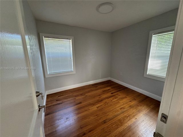 Home for rent at 51 Montilla Ave - photo 7525487