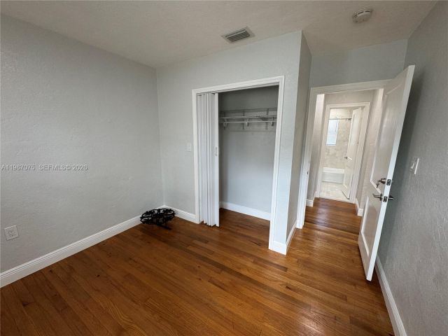 Home for rent at 51 Montilla Ave - photo 7525489