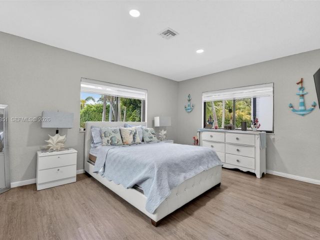 Home for sale at 317 S Riverside Dr - photo 7478726