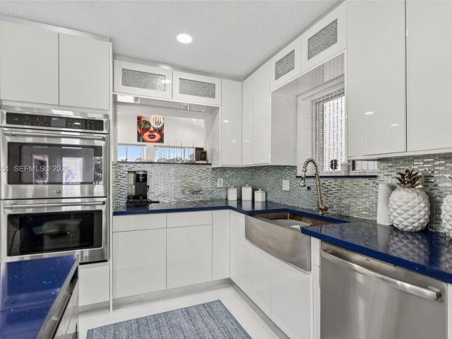 Home for sale at 317 S Riverside Dr - photo 7478733