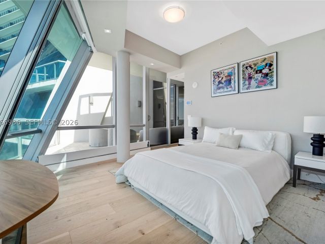 6-bedroom condo for sale in Sunny Isles Beach - 17121 Collins Ave 4803 - MondialRealty