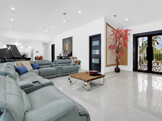 Home for sale at 2600 SW 128th Ave - photo 7441497