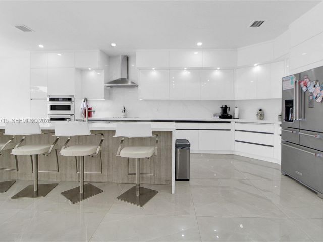 Home for sale at 2600 SW 128th Ave - photo 7441501