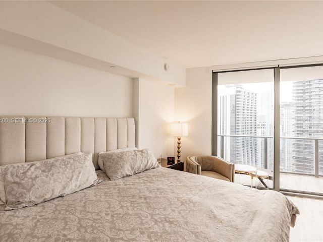 Apartment for rent  Unit #3703 - photo 7444254