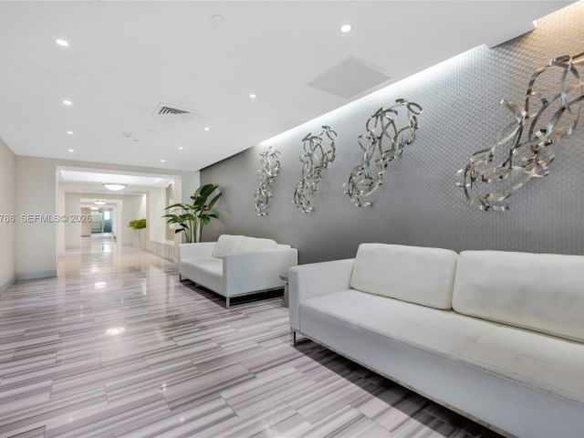 Apartment for sale  Unit #602 - photo 7443128