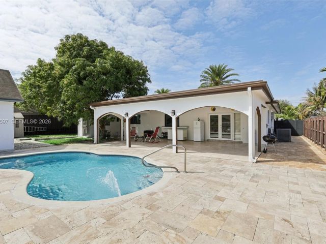 Home for sale at 8333 SW 144th Ct - photo 7441541