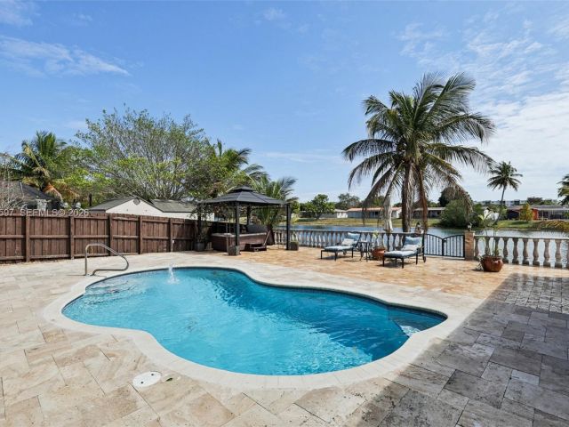 Home for sale at 8333 SW 144th Ct - photo 7441543