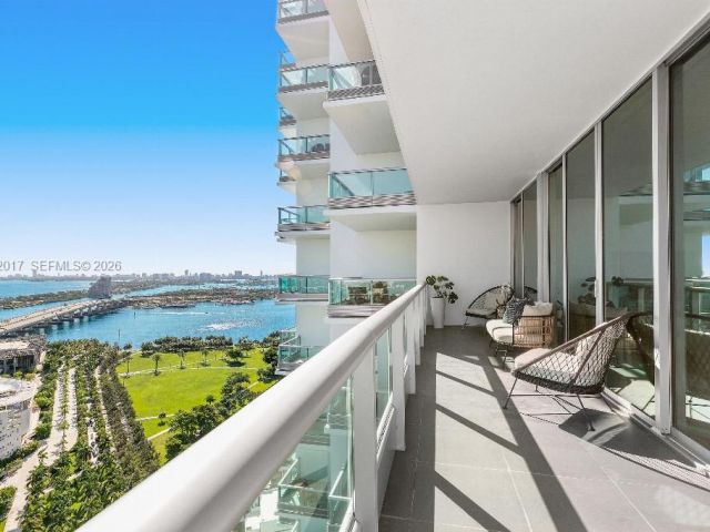 Apartment for sale  Unit #3212 - photo 7440981