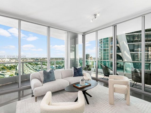 Apartment for sale  Unit #3212 - photo 7440982