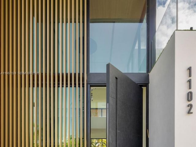 Home for rent at 1102 Washington St - photo 7462167