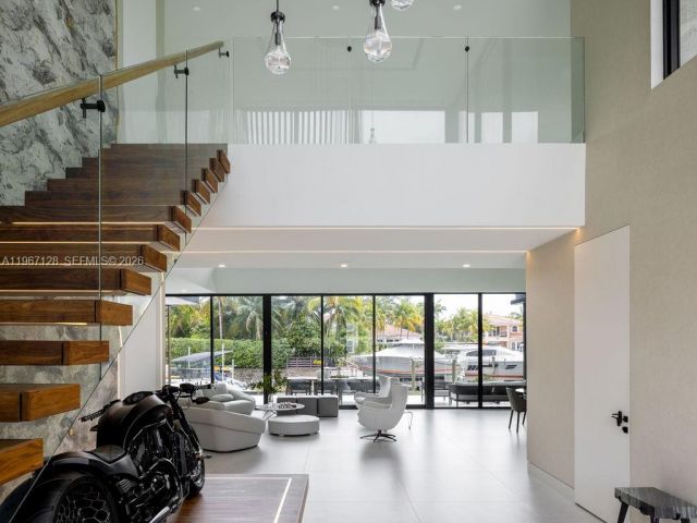 Home for rent at 1102 Washington St - photo 7462168