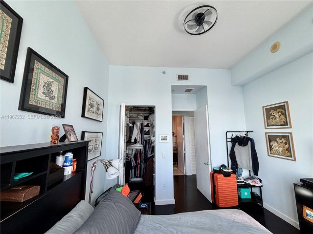 Apartment for rent  Unit #4410 - photo 7444083