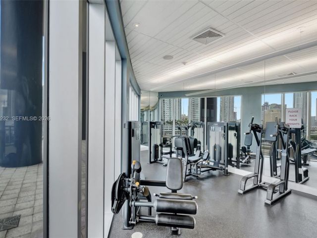 Apartment for rent  Unit #4410 - photo 7444093