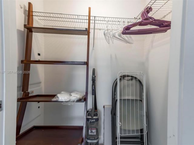 Apartment for sale  Unit #4507 - photo 7444720