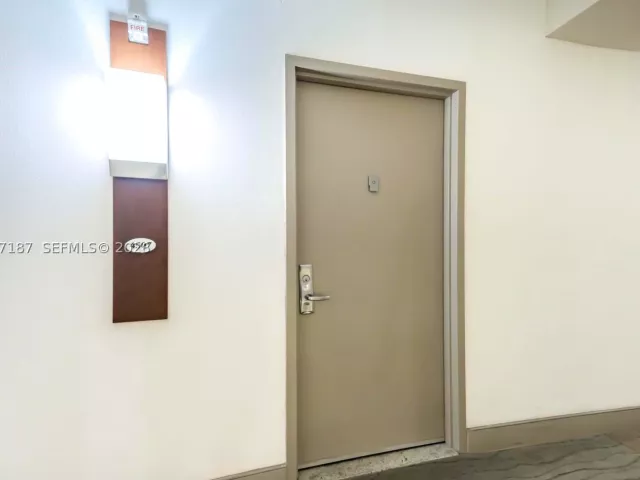 condo for sale in Miami - 1750 N Bayshore Dr 4507 - MondialRealty