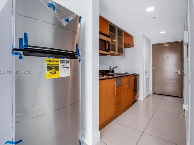 Apartment for rent  Unit #4507 - photo 7444731