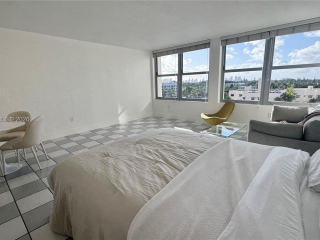 Apartment for rent  Unit #740 - photo 7443671