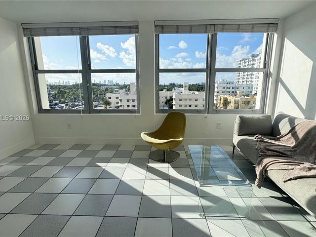 Apartment for rent  Unit #740 - photo 7443672