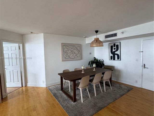 Apartment for sale  Unit #3003 - photo 7443436