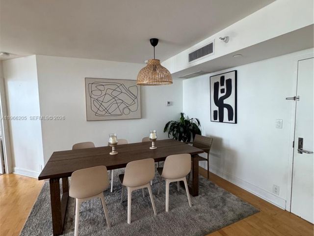 Apartment for sale  Unit #3003 - photo 7443437