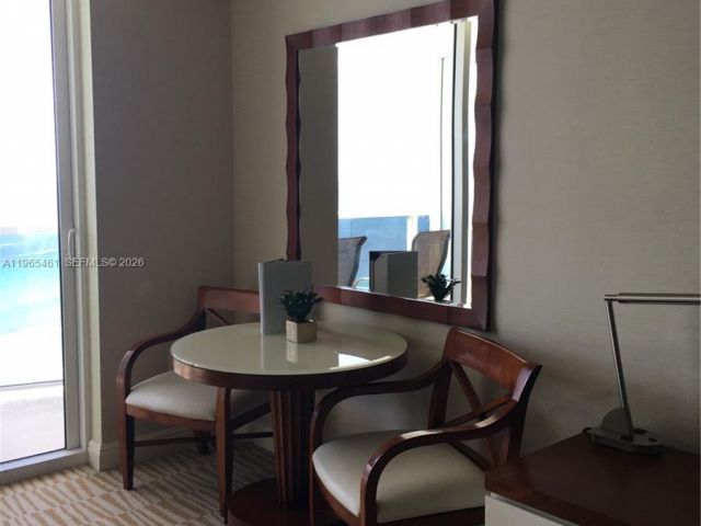 Apartment for sale  Unit #2706 - photo 7444957