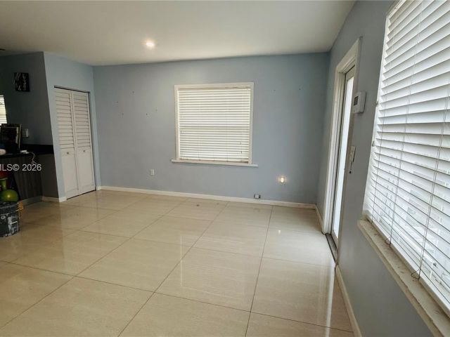 Home for rent at 2318 Washington St - photo 7449249