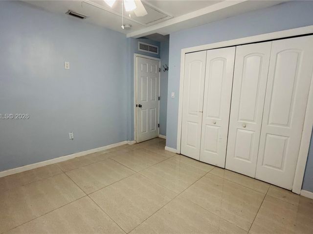 Home for rent at 2318 Washington St - photo 7449256