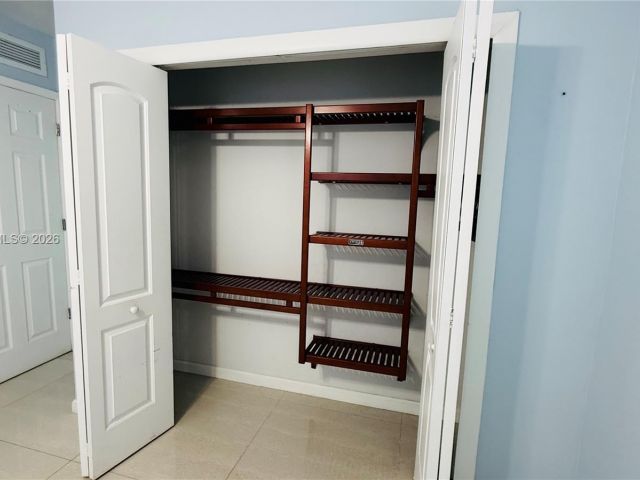 Home for rent at 2318 Washington St - photo 7449257