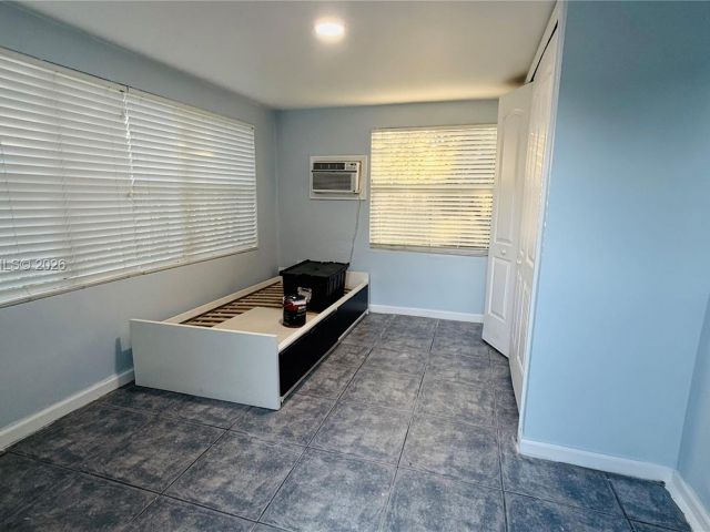 Home for rent at 2318 Washington St - photo 7449259