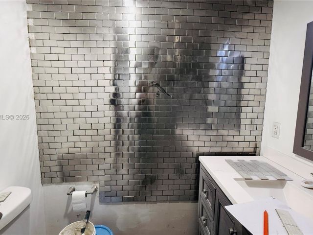 Home for rent at 2318 Washington St - photo 7449260