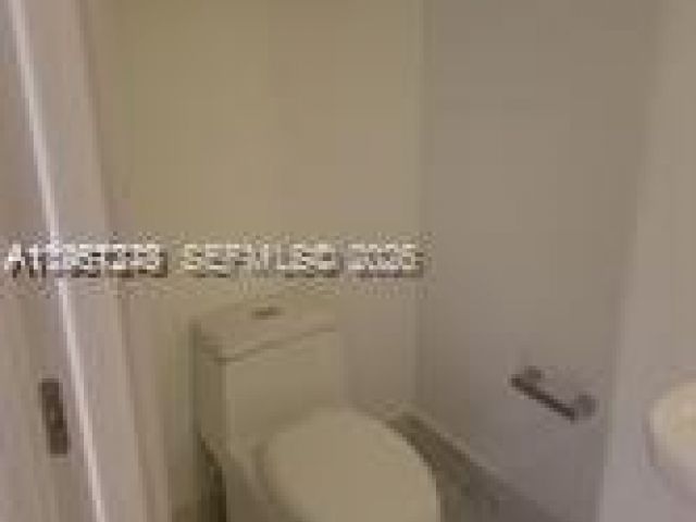 Apartment for rent  Unit #5108 - photo 7444236