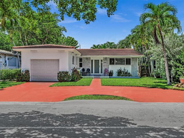 Home for sale at 9524 Byron Ave - photo 7442811