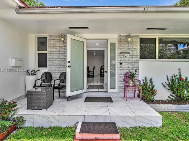 Home for sale at 9524 Byron Ave - photo 7442824