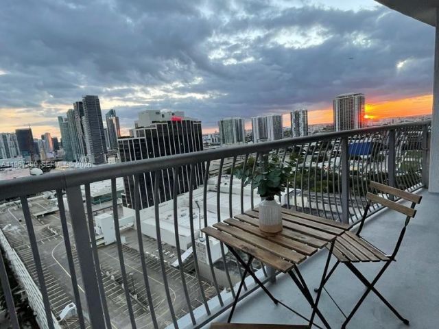 Apartment for sale  Unit #2710 - photo 7447767