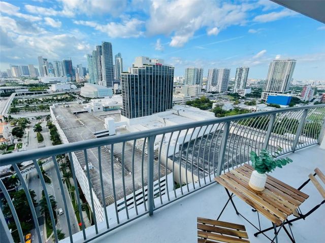 Apartment for sale  Unit #2710 - photo 7447769