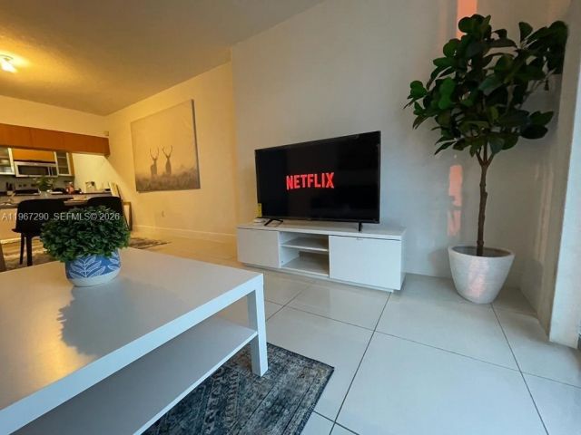 Apartment for sale  Unit #2710 - photo 7447777