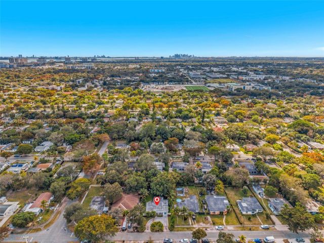 Home for sale at 860 NE 142nd St - photo 7442979