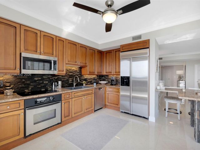 Apartment for sale  Unit #1406 - photo 7442551