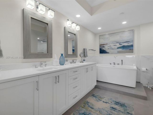 Apartment for sale  Unit #1406 - photo 7442561