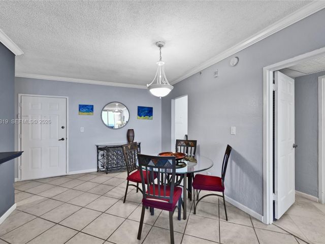 Apartment for rent  Unit #PH30 - photo 7444370