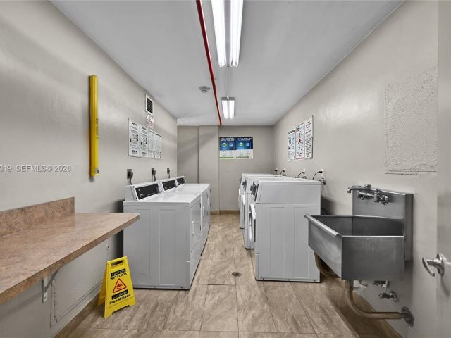 Apartment for rent  Unit #PH30 - photo 7444380