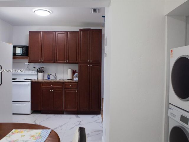 Home for sale at 1821 Harding St - photo 7442926