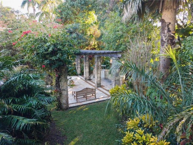 Home for sale at 4867 SW 82nd St - photo 7442801