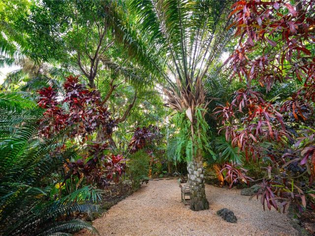 Home for sale at 4867 SW 82nd St - photo 7442805