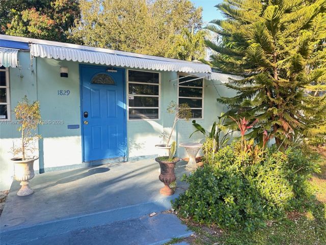 Home for sale at 1829 Harding St - photo 7442948