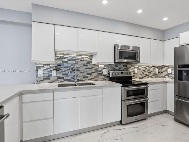 Apartment for sale  Unit #1501 - photo 7503272