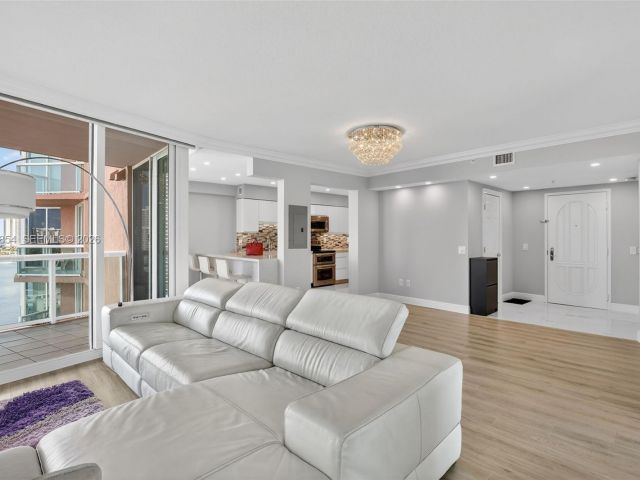 Apartment for sale  Unit #1501 - photo 7503276