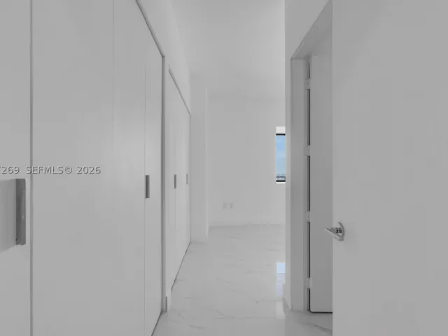 2-bedroom condo for sale in Miami - 700 NE 24th ST 1806 - MondialRealty